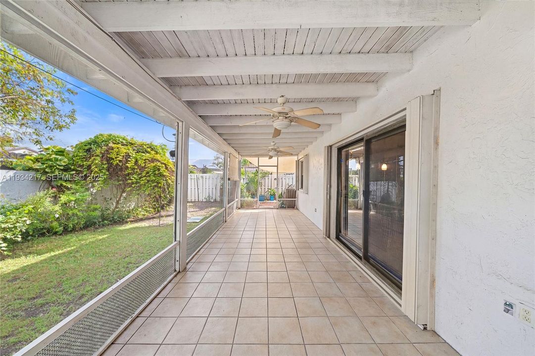 For Sale: $600,000 (3 beds, 2 baths, 1634 Square Feet)