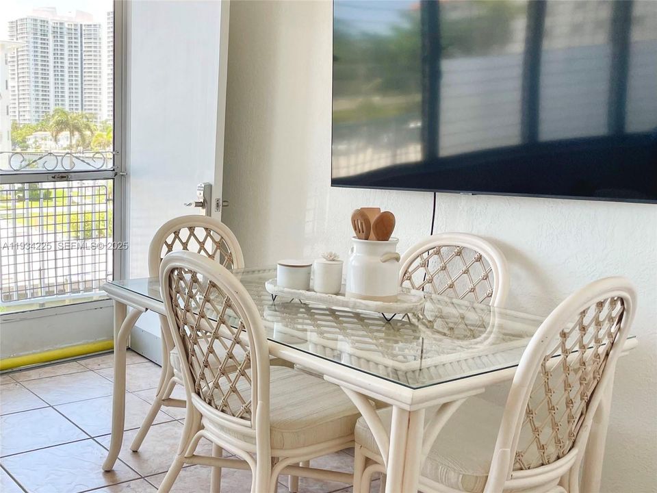 En Venta: $155,000 (1 camas, 1 baños, 777 Pies cuadrados)