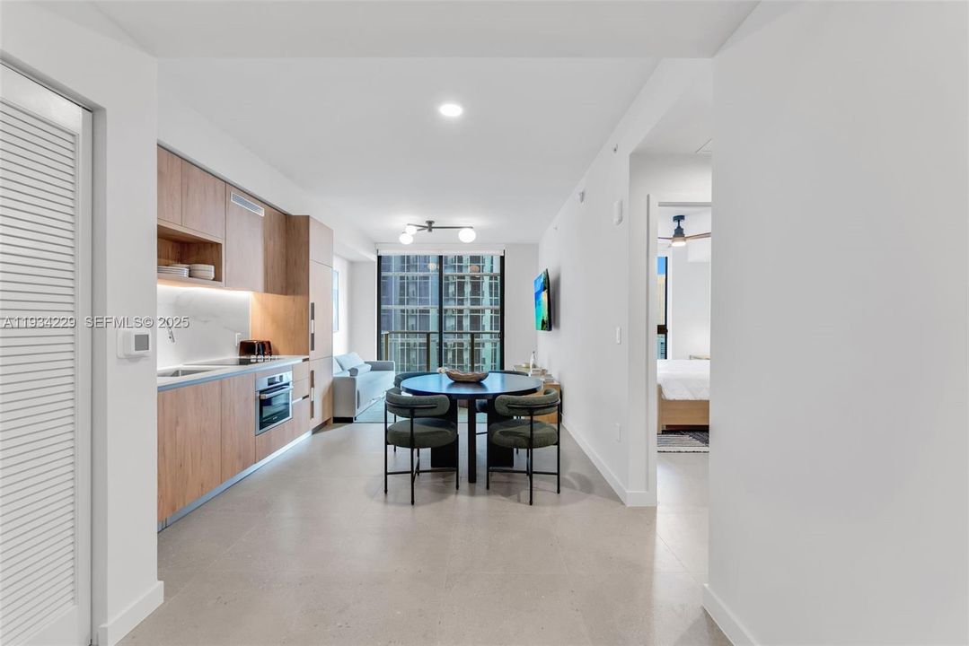 В аренду: $4,500 (1 спален, 1 ванн, 602 Квадратных фут)