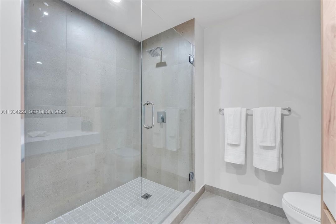 В аренду: $4,500 (1 спален, 1 ванн, 602 Квадратных фут)