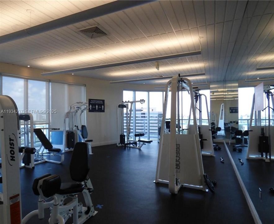 En Renta: $3,500 (2 camas, 3 baños, 1300 Pies cuadrados)