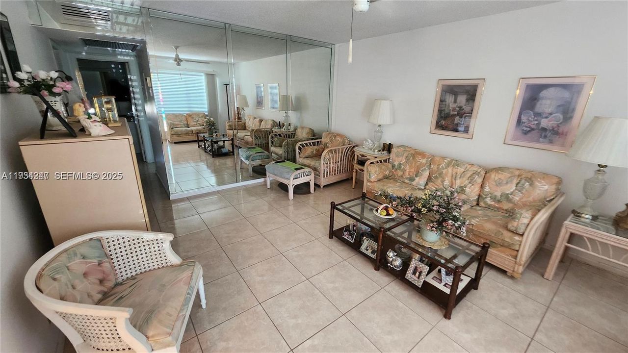 En Venta: $120,000 (2 camas, 1 baños, 820 Pies cuadrados)