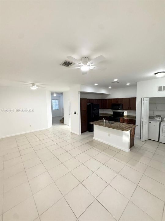 For Rent: $3,499 (4 beds, 2 baths, 1625 Square Feet)