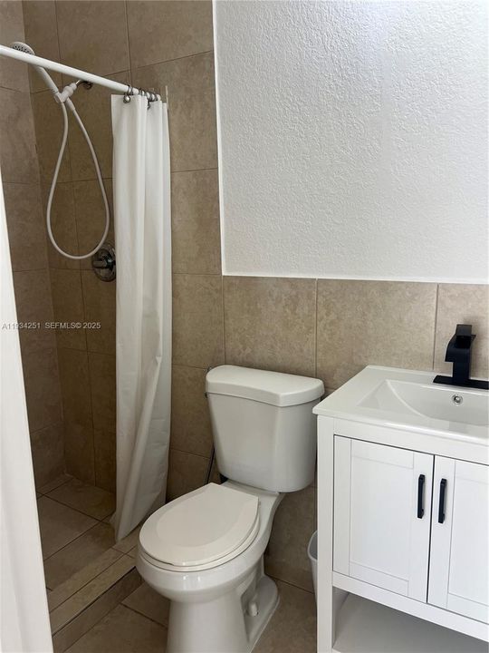 En Renta: $1,200 (0 camas, 1 baños, 0 Pies cuadrados)