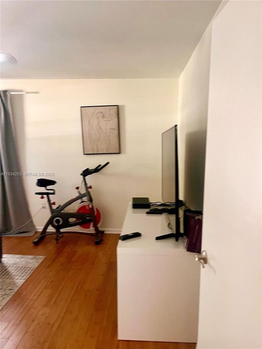 For Rent: $4,200 (3 beds, 2 baths, 1680 Square Feet)