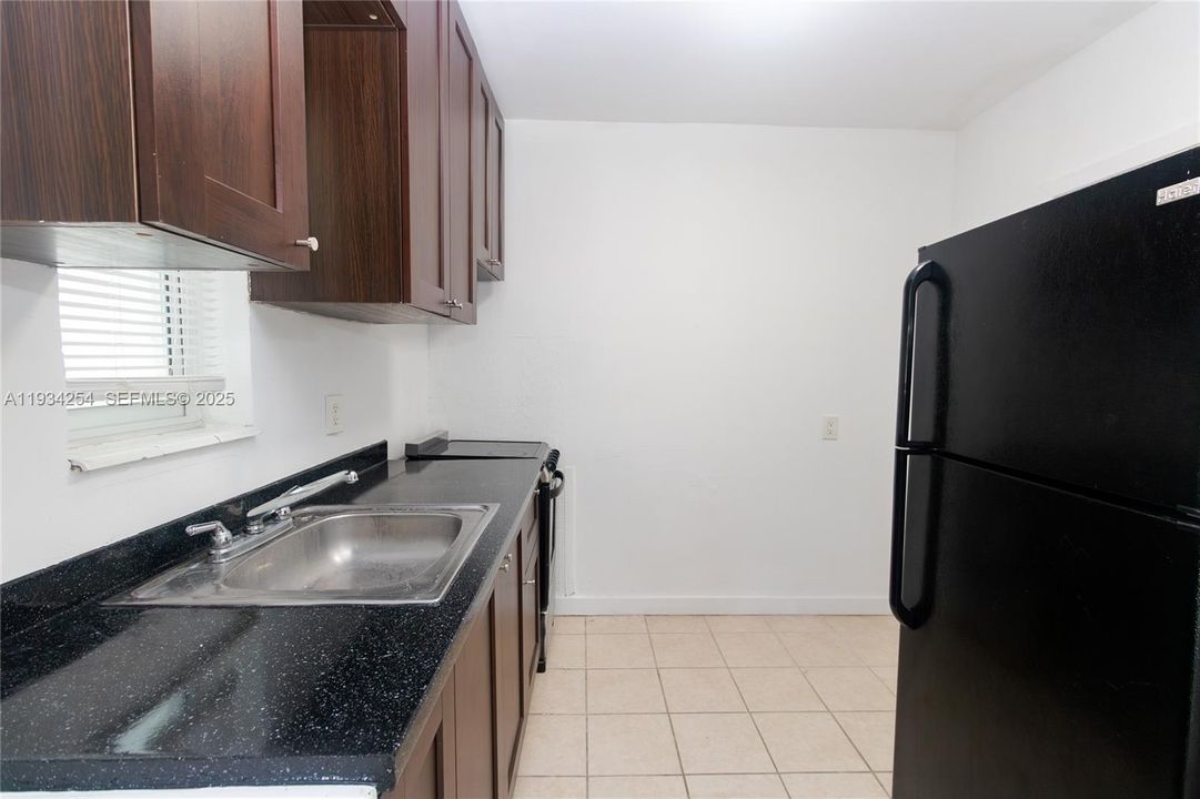For Rent: $1,700 (1 beds, 1 baths, 0 Square Feet)