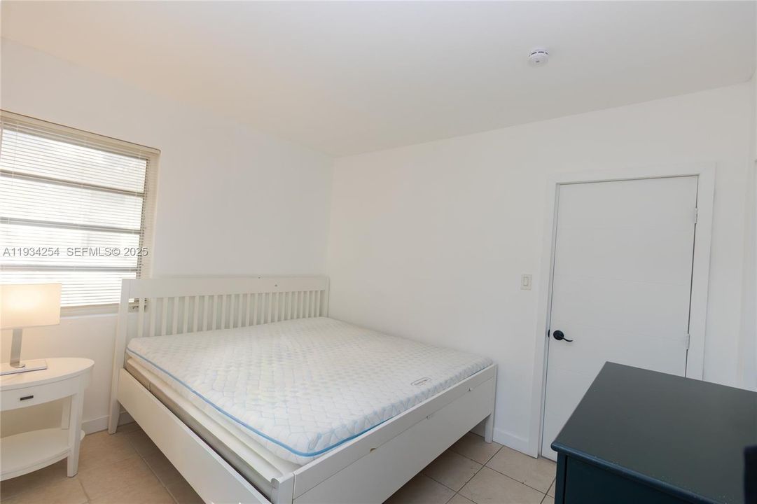 For Rent: $1,700 (1 beds, 1 baths, 0 Square Feet)