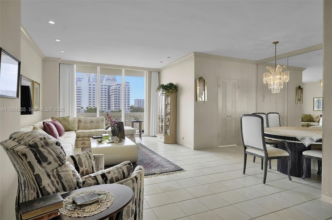 For Rent: $4,200 (2 beds, 2 baths, 1134 Square Feet)