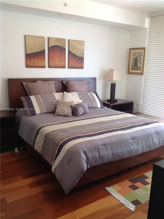 В аренду: $6,200 (3 спален, 3 ванн, 1493 Квадратных фут)