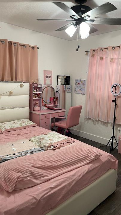 For Sale: $610,000 (3 beds, 2 baths, 1670 Square Feet)