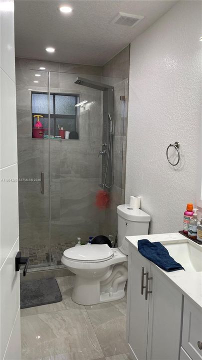 For Sale: $610,000 (3 beds, 2 baths, 1670 Square Feet)