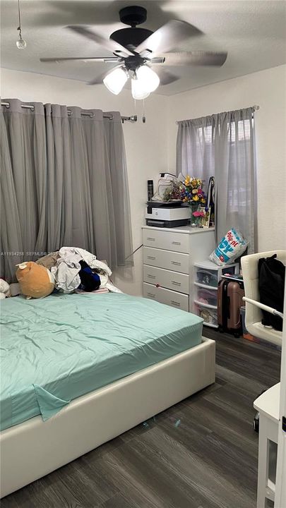 For Sale: $610,000 (3 beds, 2 baths, 1670 Square Feet)