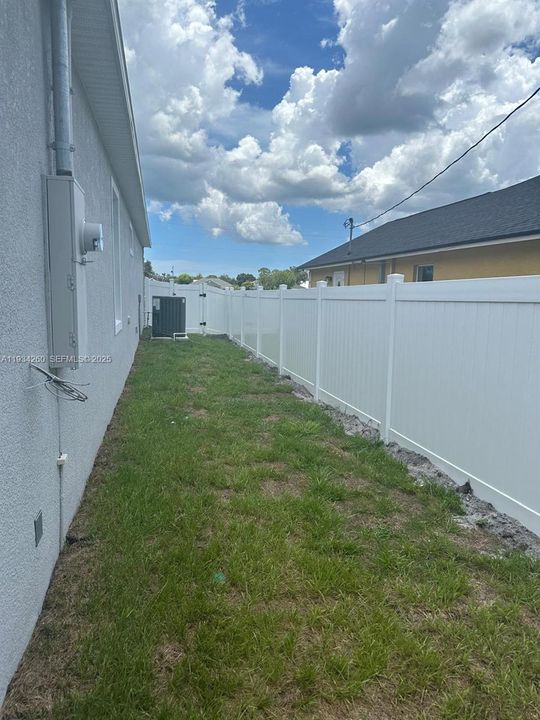 En Renta: $3,000 (4 camas, 3 baños, 3272 Pies cuadrados)