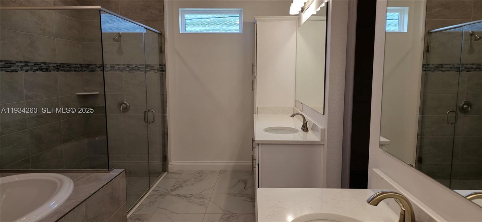 En Renta: $3,000 (4 camas, 3 baños, 3272 Pies cuadrados)