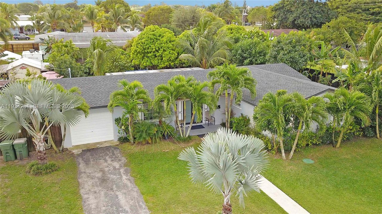 На продажу: $499,999 (3 спален, 2 ванн, 1622 Квадратных фут)