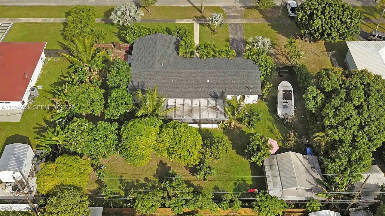 На продажу: $499,999 (3 спален, 2 ванн, 1622 Квадратных фут)