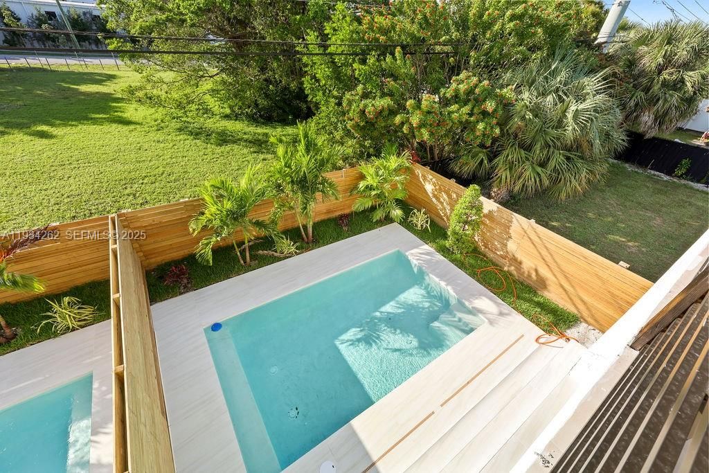 На продажу: $2,850,000 (0 спален, 0 ванн, 4992 Квадратных фут)