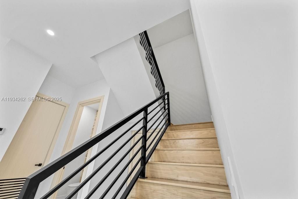 На продажу: $2,850,000 (0 спален, 0 ванн, 4992 Квадратных фут)