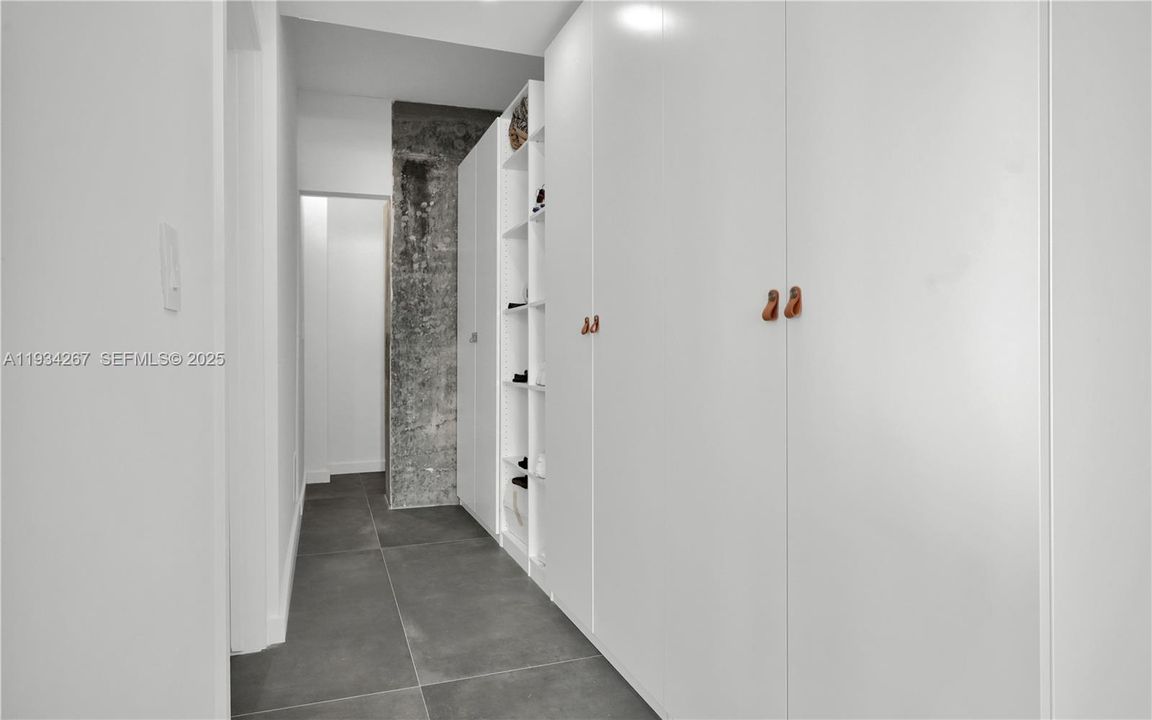 En Renta: $4,500 (1 camas, 0 baños, 972 Pies cuadrados)