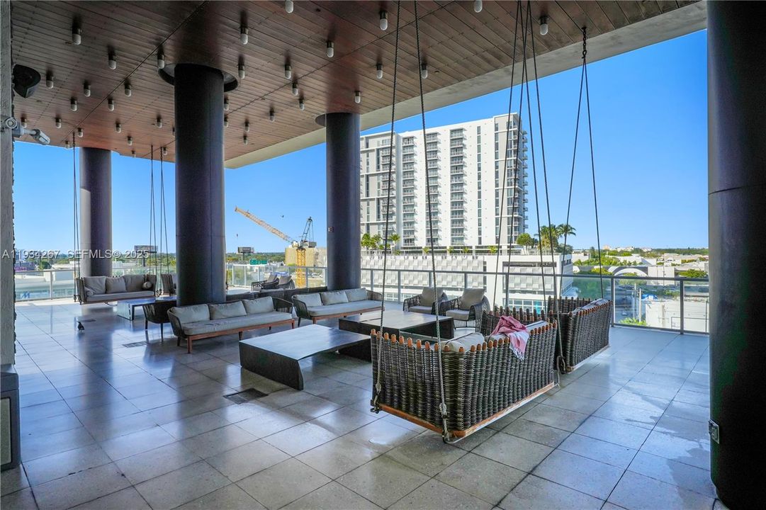 En Renta: $4,500 (1 camas, 0 baños, 972 Pies cuadrados)