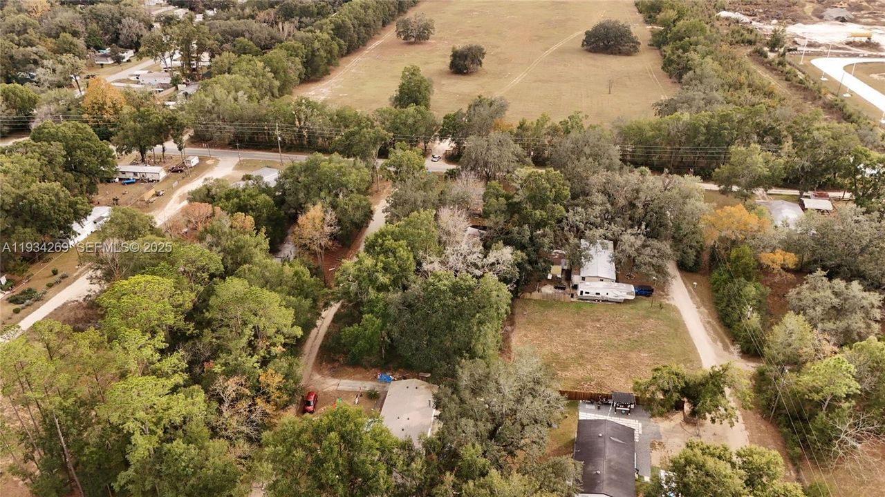 待售: $11,000 (0.26 acres)