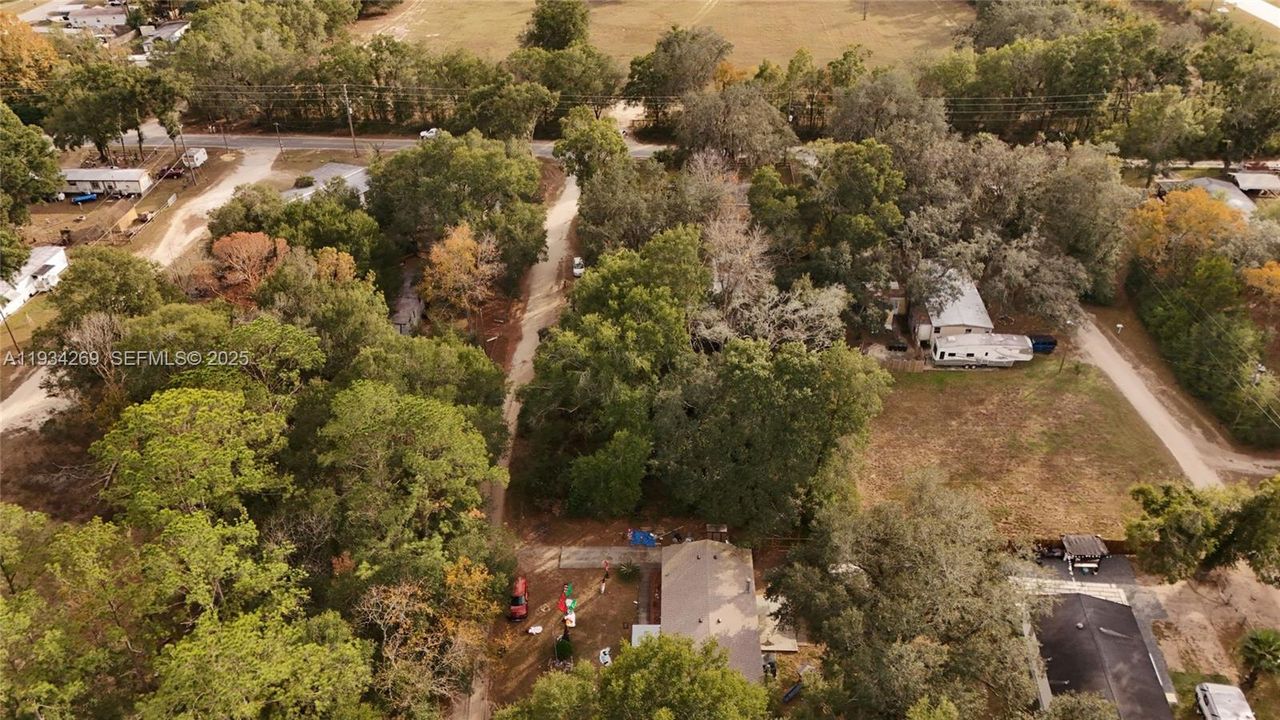 待售: $11,000 (0.26 acres)