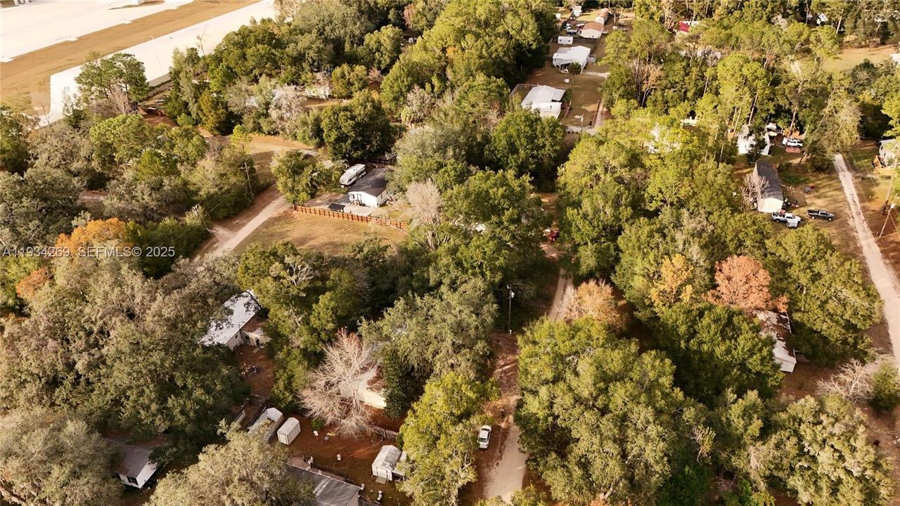 待售: $11,000 (0.26 acres)