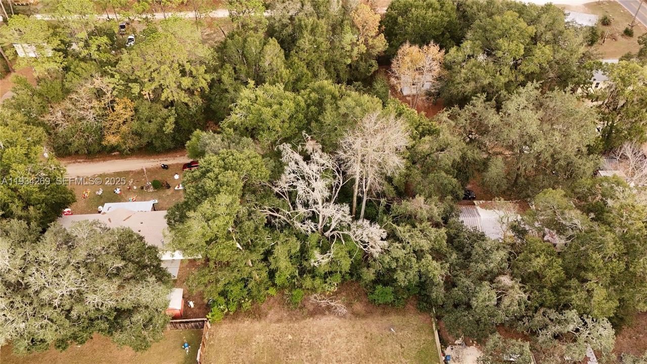 待售: $11,000 (0.26 acres)