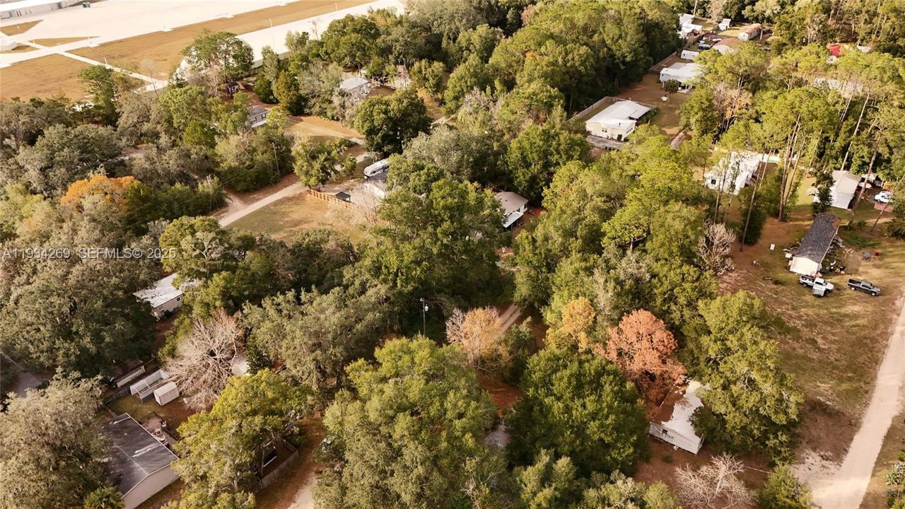 待售: $11,000 (0.26 acres)