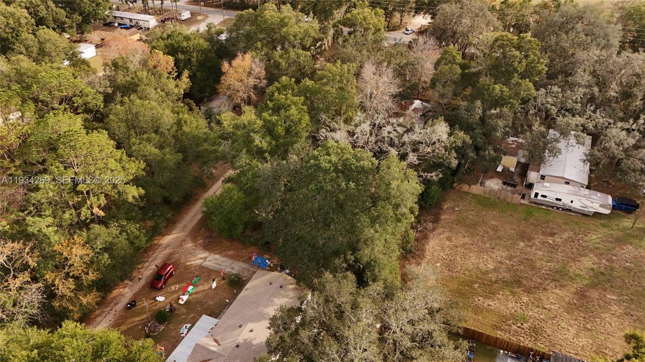 待售: $11,000 (0.26 acres)