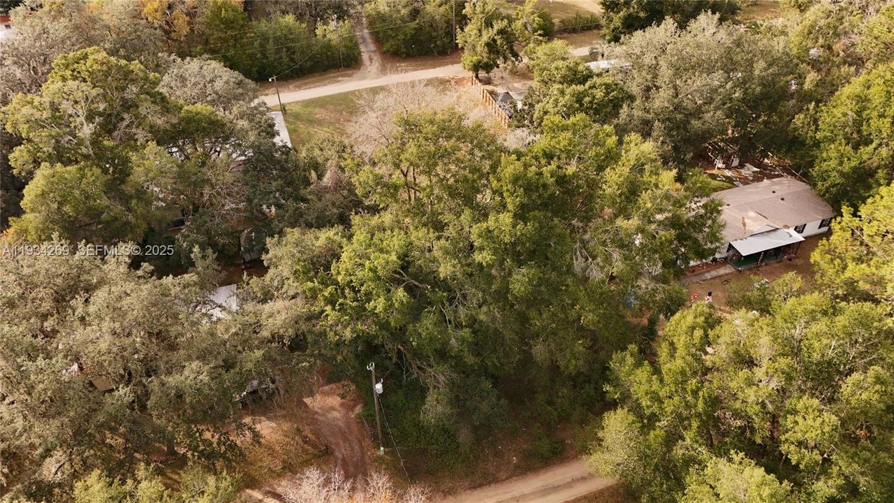 待售: $11,000 (0.26 acres)