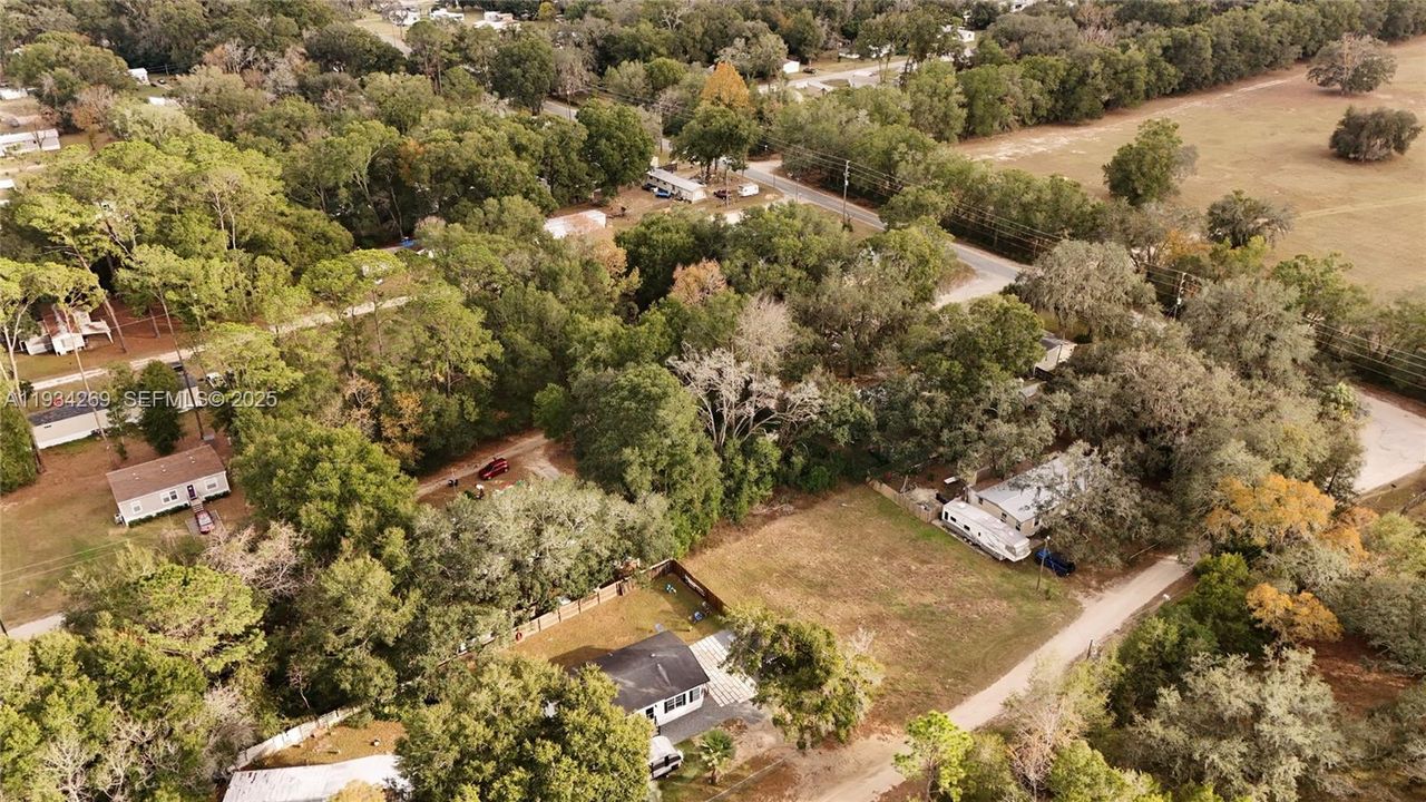 待售: $11,000 (0.26 acres)