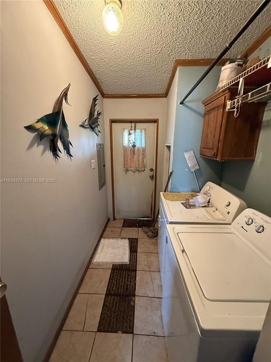 En Venta: $229,000 (3 camas, 2 baños, 1690 Pies cuadrados)