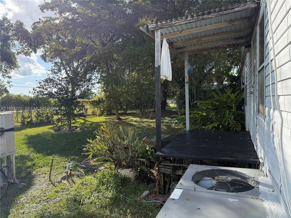 En Venta: $229,000 (3 camas, 2 baños, 1690 Pies cuadrados)