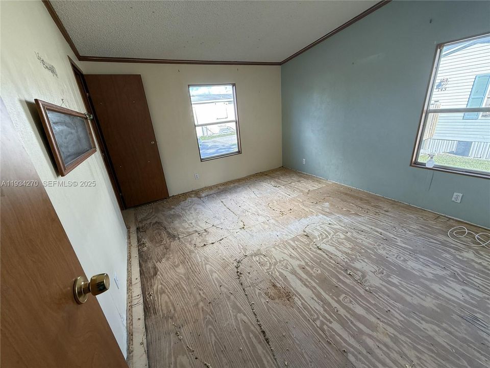 En Venta: $229,000 (3 camas, 2 baños, 1690 Pies cuadrados)