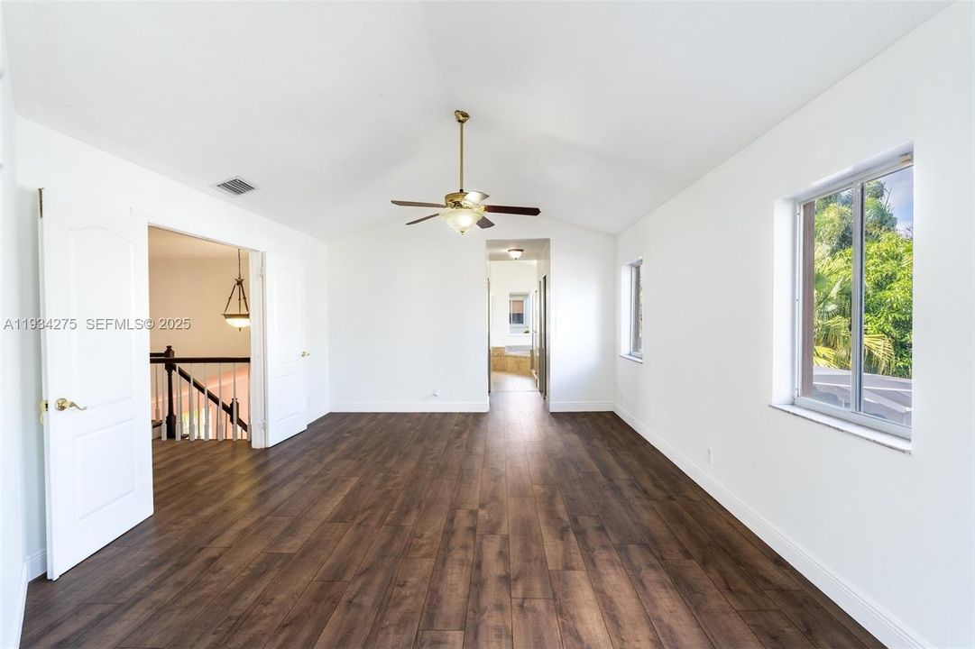 На продажу: $769,000 (4 спален, 3 ванн, 2420 Квадратных фут)