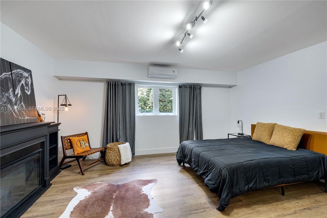 待售: $6,999,999 (5 贝兹, 5 浴室, 6938 平方英尺)