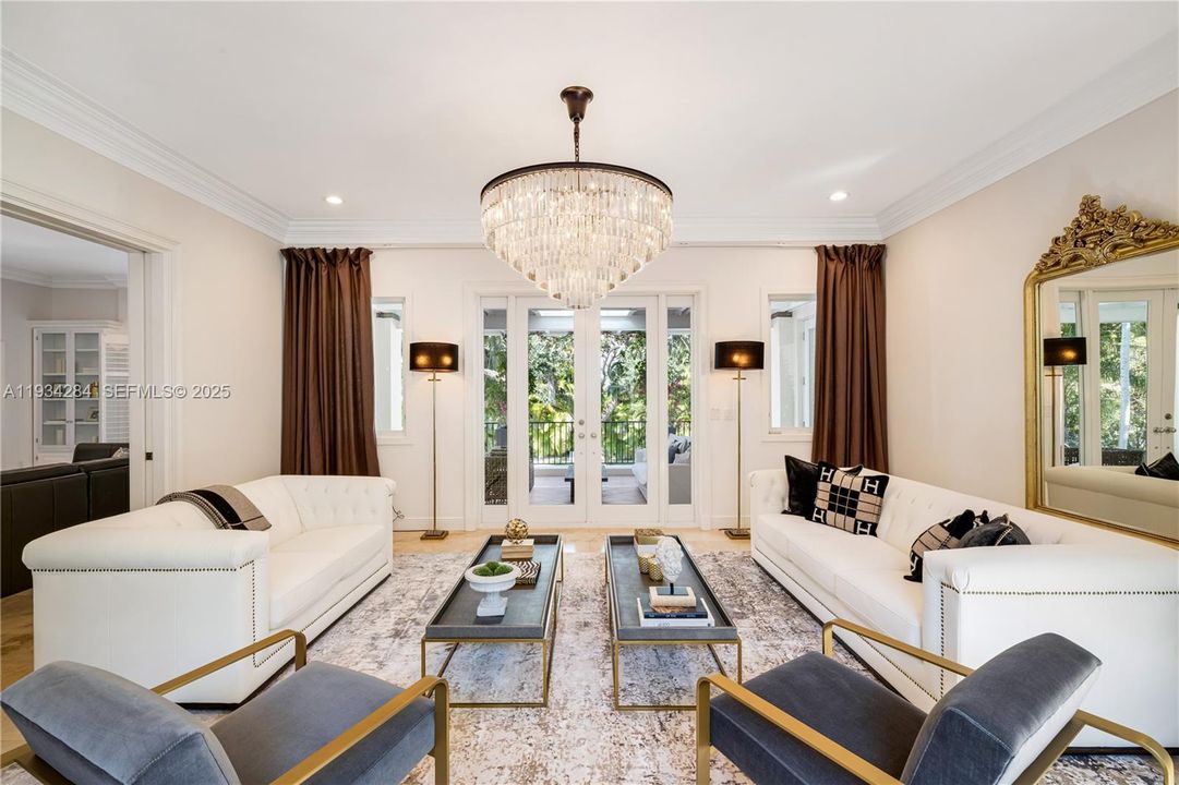 待售: $6,999,999 (5 贝兹, 5 浴室, 6938 平方英尺)