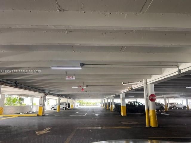 For Rent: $1,950 (1 beds, 1 baths, 767 Square Feet)