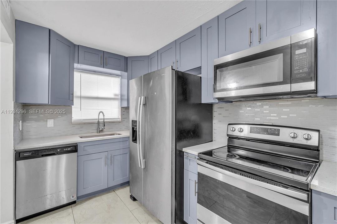 En Renta: $1,950 (2 camas, 2 baños, 1020 Pies cuadrados)