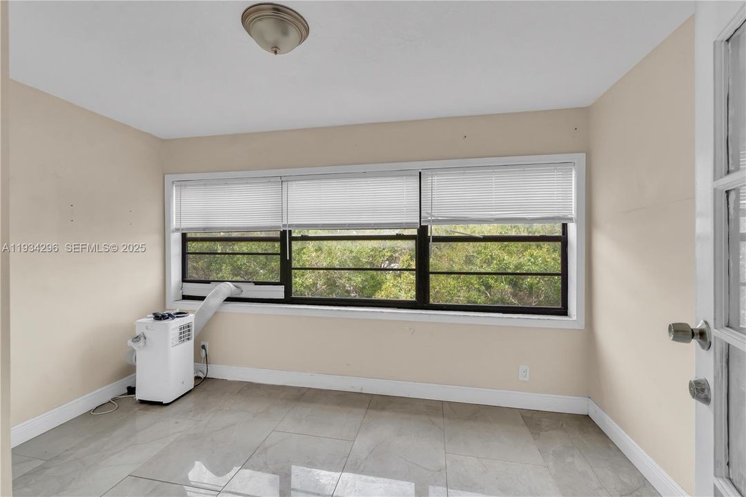 En Renta: $1,950 (2 camas, 2 baños, 1020 Pies cuadrados)