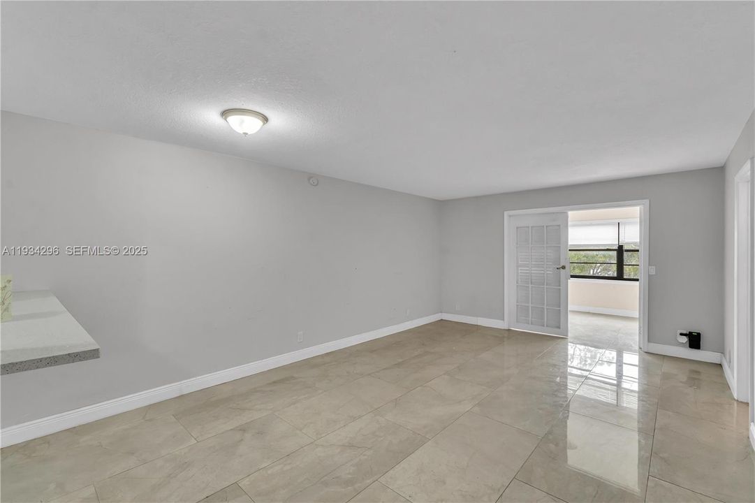 En Renta: $1,950 (2 camas, 2 baños, 1020 Pies cuadrados)