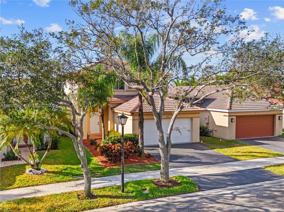 En Renta: $4,200 (3 camas, 2 baños, 1600 Pies cuadrados)