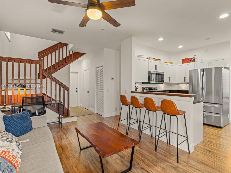 En Renta: $4,200 (3 camas, 2 baños, 1600 Pies cuadrados)