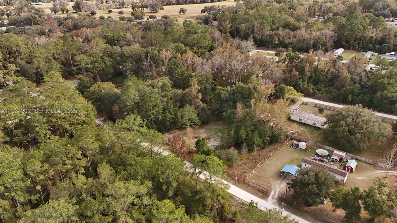 待售: $18,000 (0.18 acres)