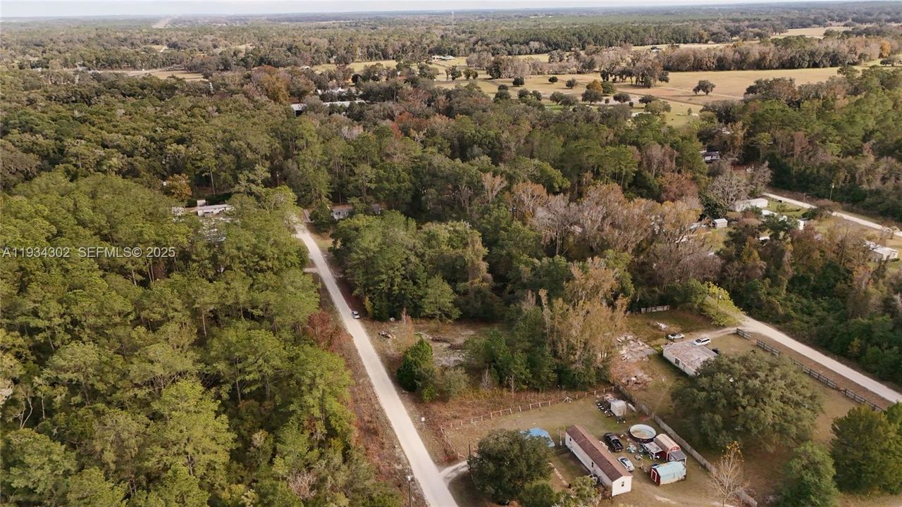 待售: $18,000 (0.18 acres)