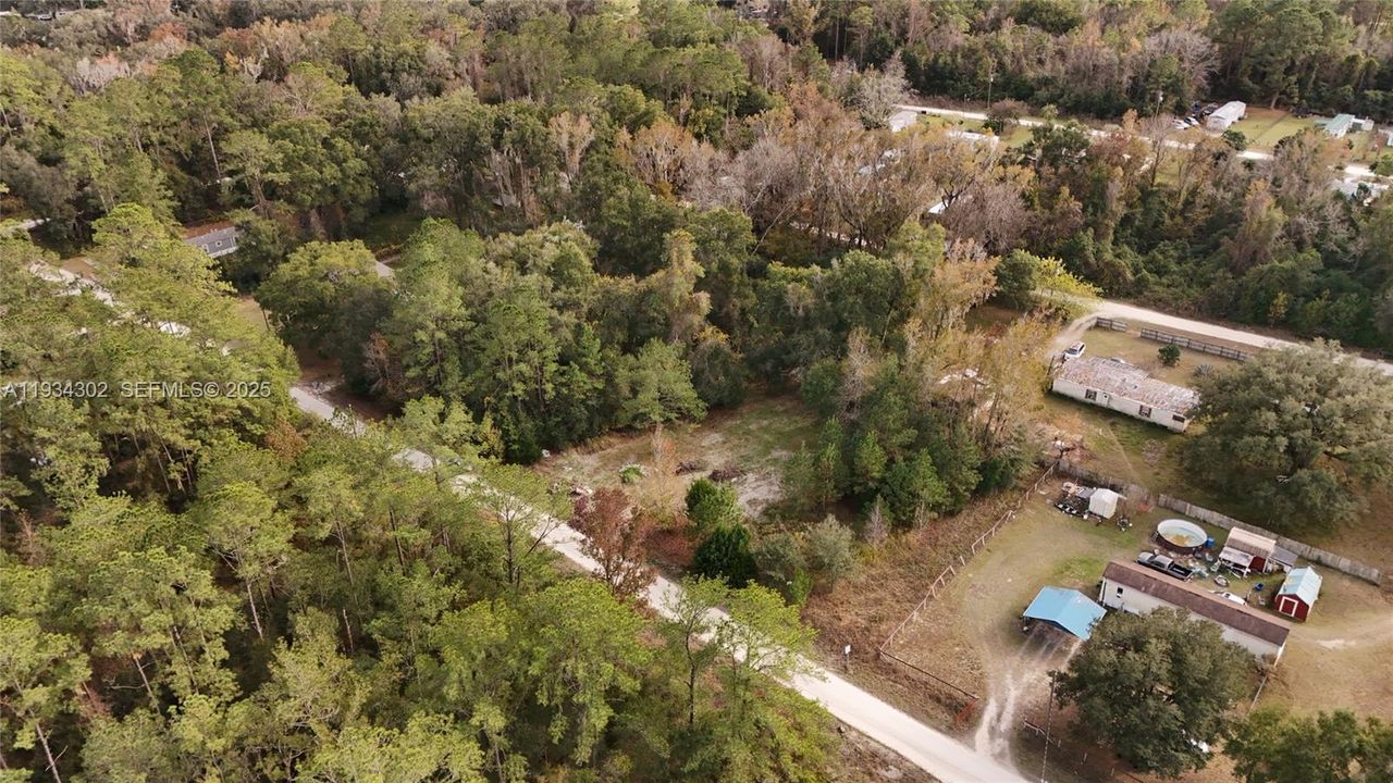 待售: $18,000 (0.18 acres)