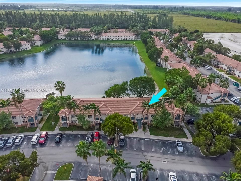 For Rent: $1,600 (2 beds, 2 baths, 822 Square Feet)