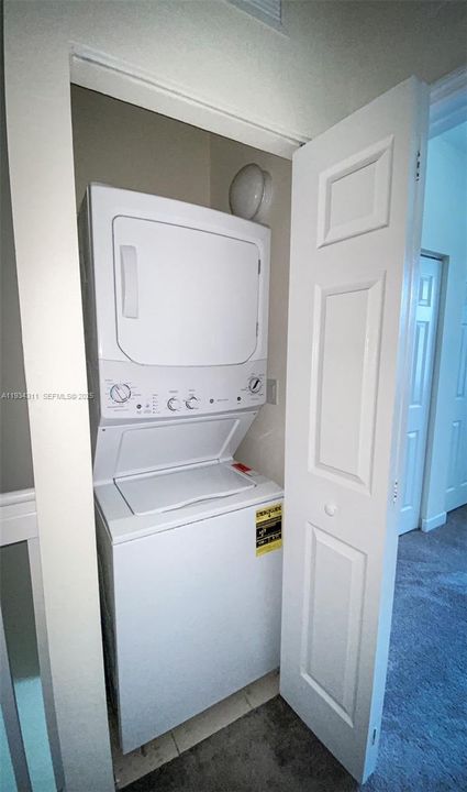 For Rent: $2,550 (3 beds, 2 baths, 1524 Square Feet)