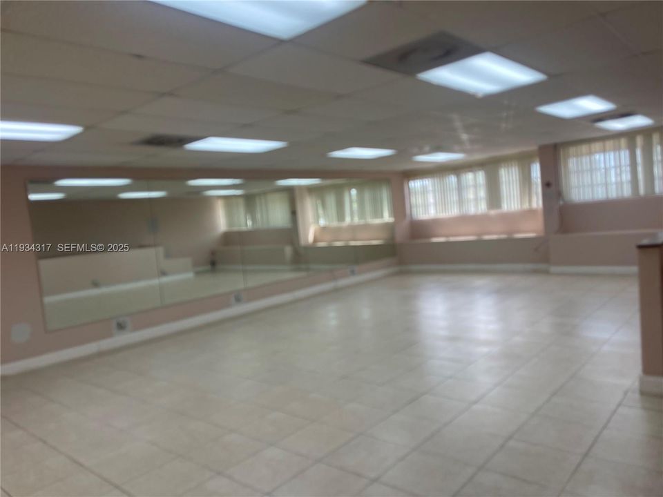 待售: $475,000 (0 贝兹, 0 浴室, 0 平方英尺)